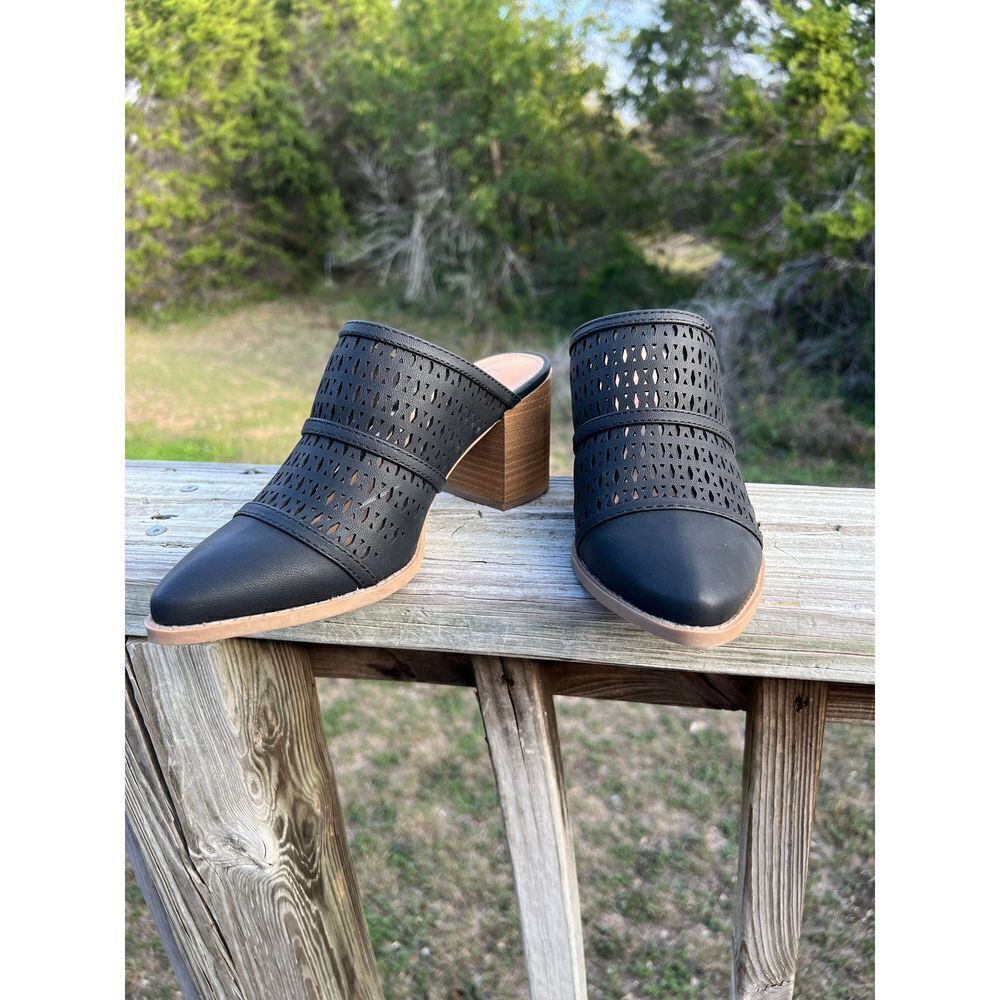 Lauren Conrad Mule